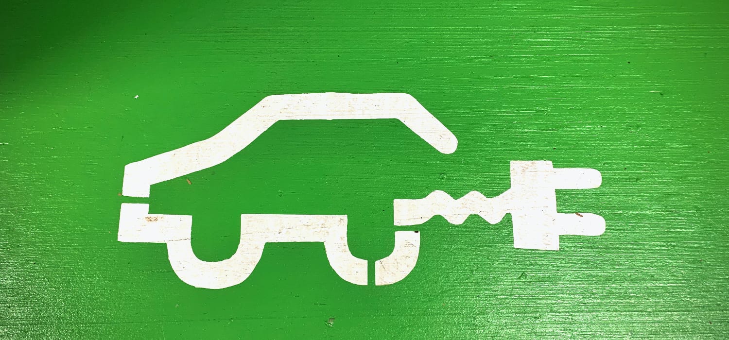 Are electric vehicles the future? Click to read more from Drivetech about how we reach a greener future with electric fleet management.